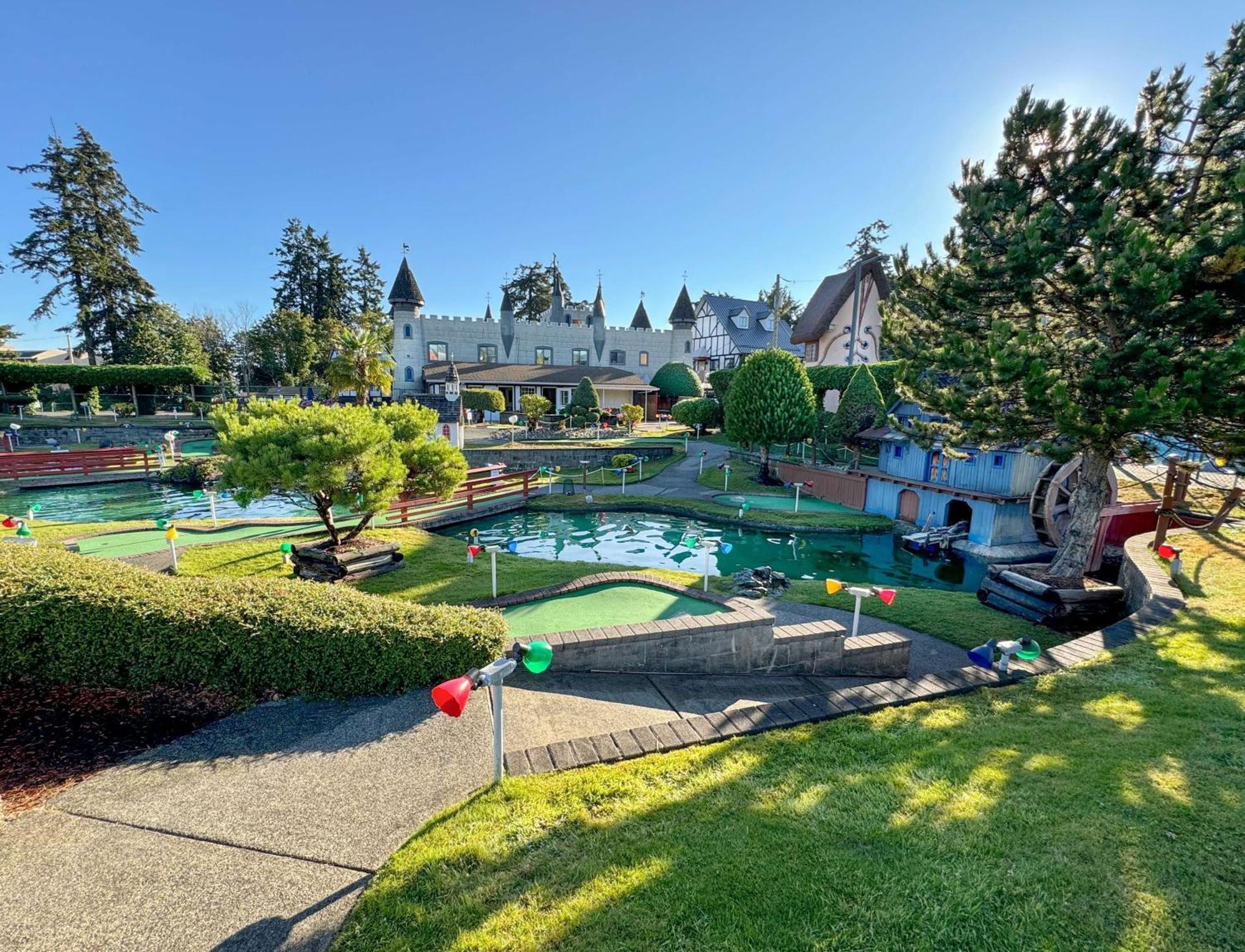 Coast Parksville Hotel Exterior photo